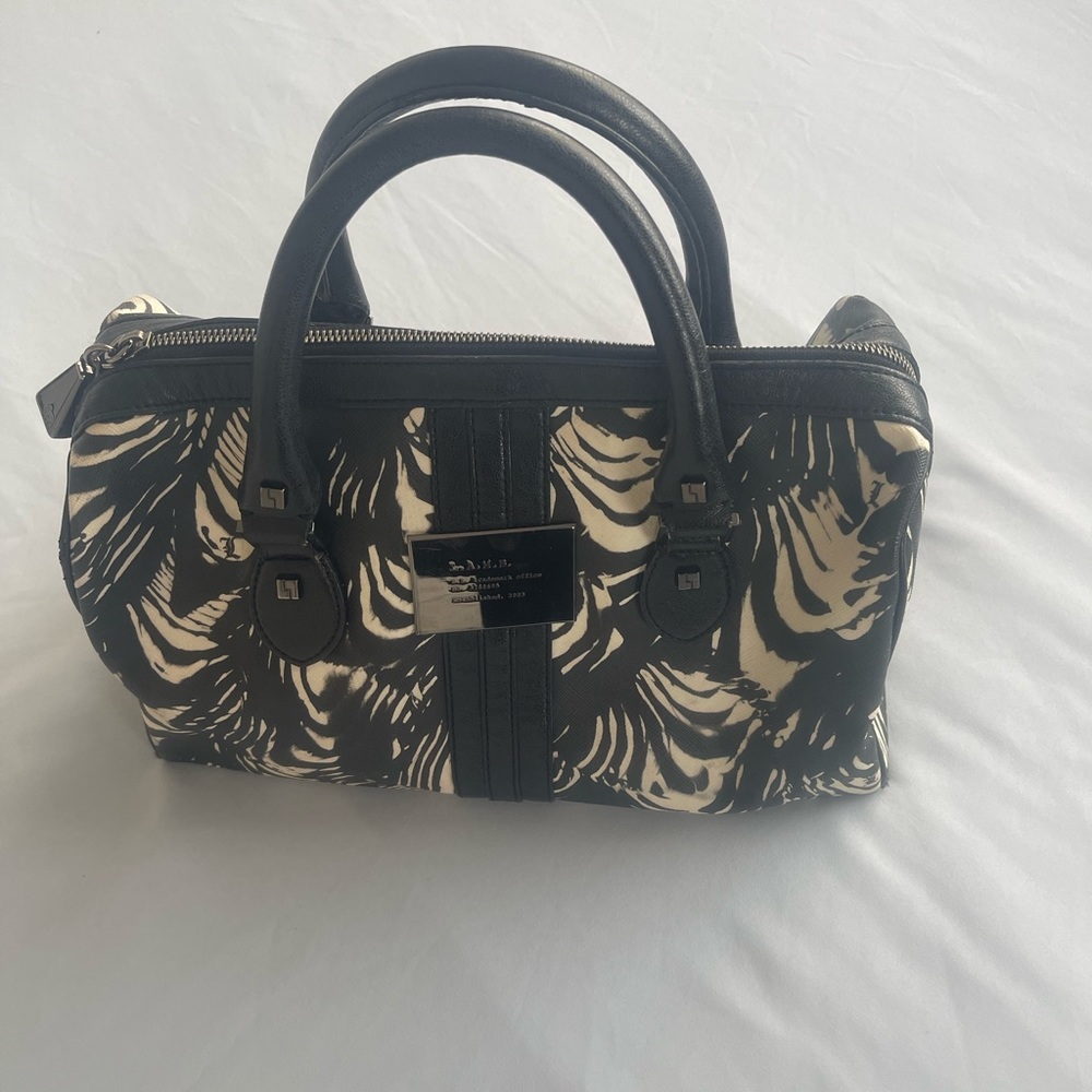 L.A.M.B. Vintage Handbag Excellent Condition - Picture 2 of 9